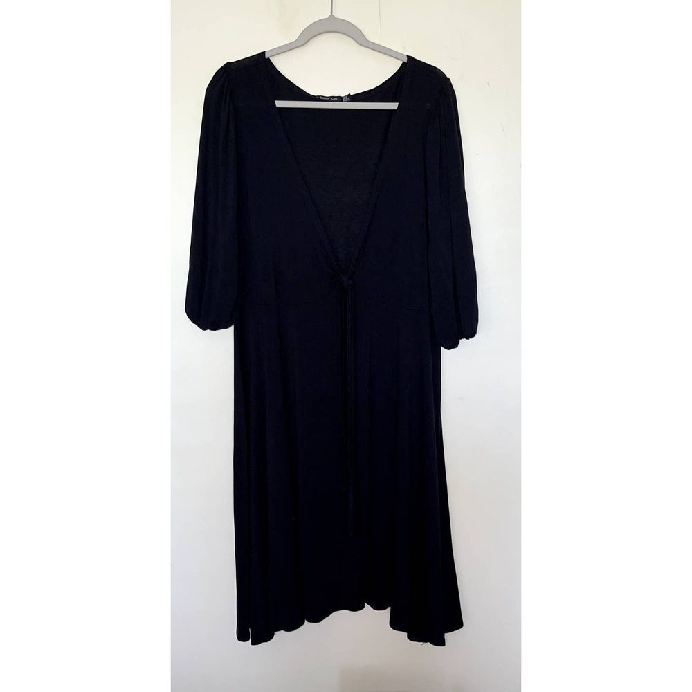 BooHoo Black‎ Plus Size Flowy Dress Size 16